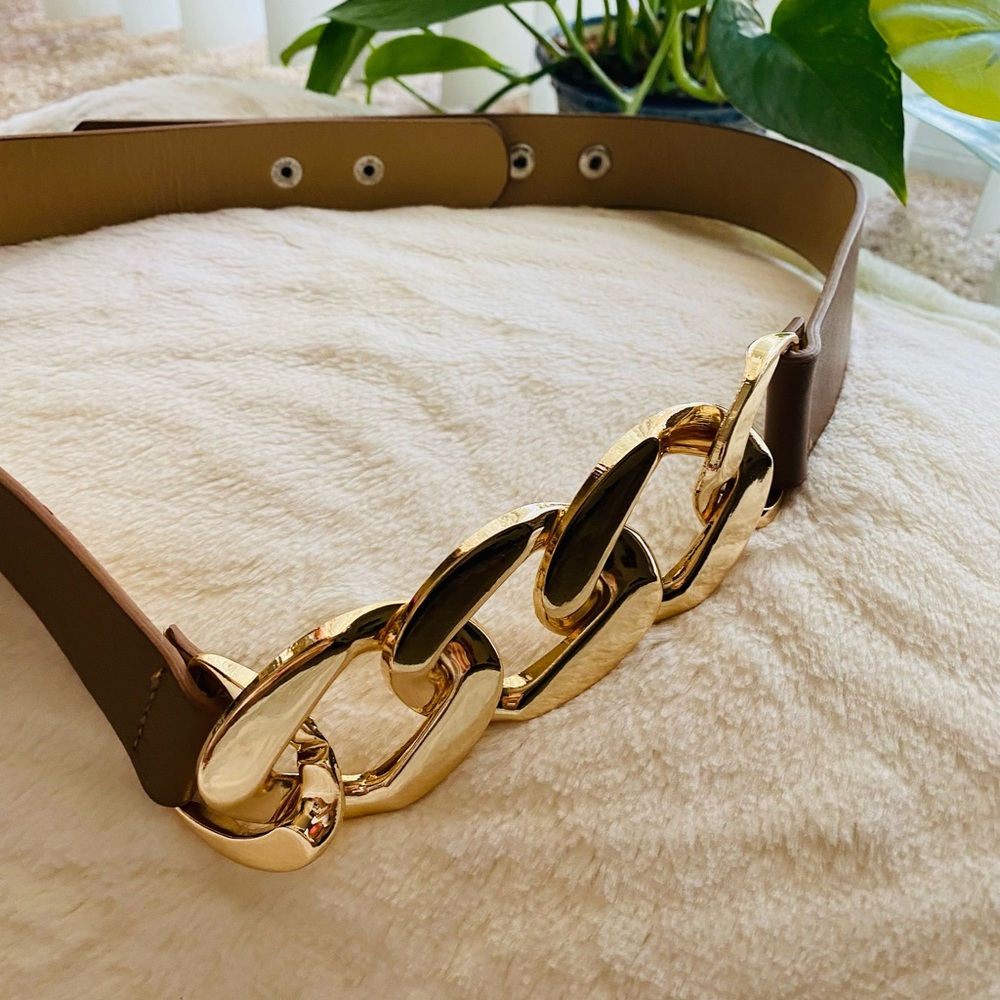 Tan Chain gold belt